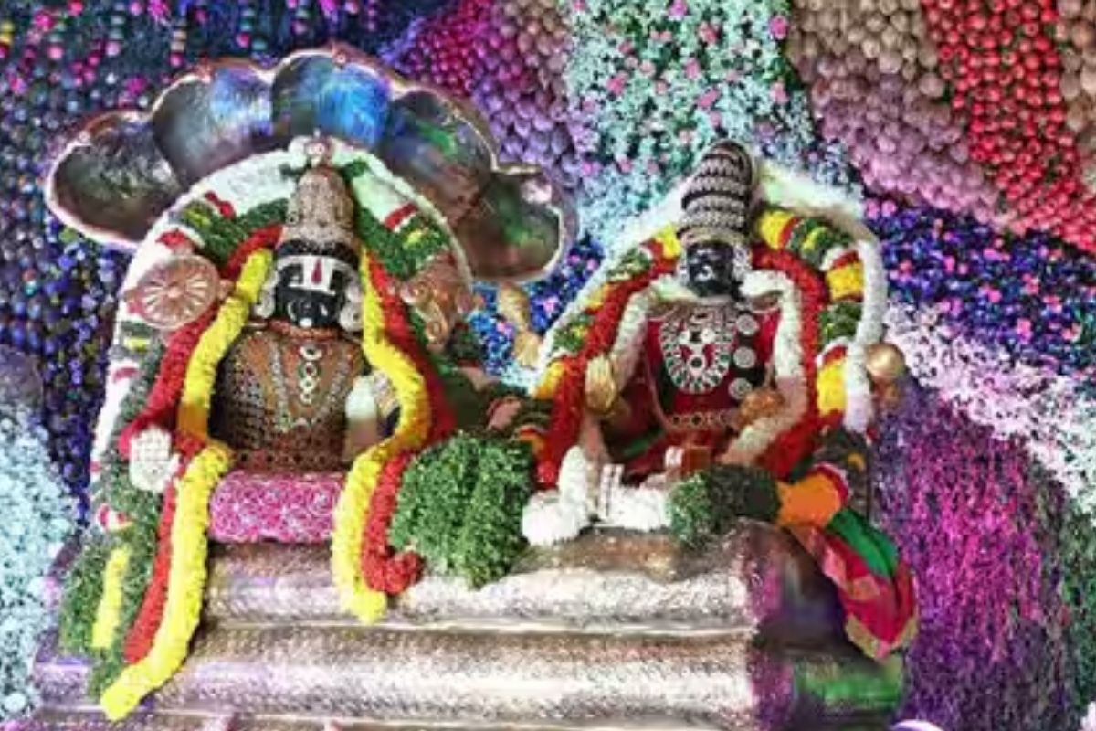 Tirumala News: తిరుమలలో ముక్కోటి దర్శనాలకు ఏర్పాట్లు ఇవే
