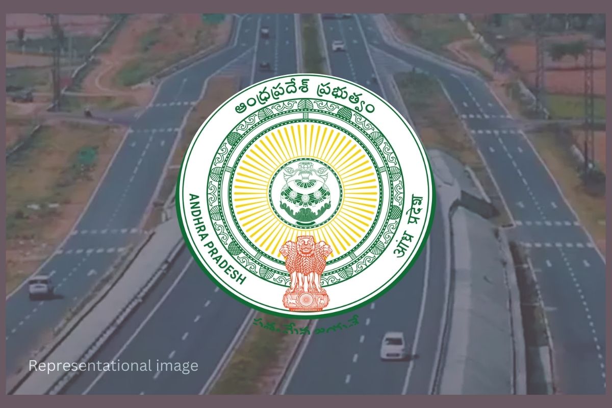 Andhra Pradesh:మచిలీపట్నం పోర్టును జాతీయ రహదారితో అనుసంధానించడానికి రూ. 573.77 కోట్లతో 6 లైన్ల రహదారిని కేంద్ర ప్రభుత్వం మంజూరు చేసింది.