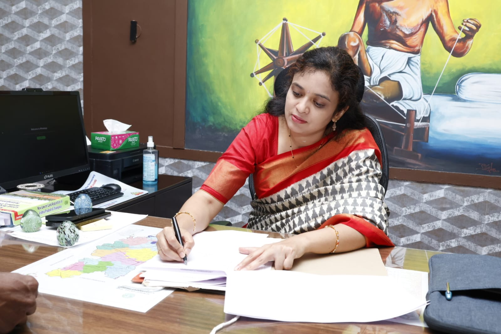 – ఈ నెల 15లోగా ఆన్లైన్లో దరఖాస్తు చేసుకోవాలి